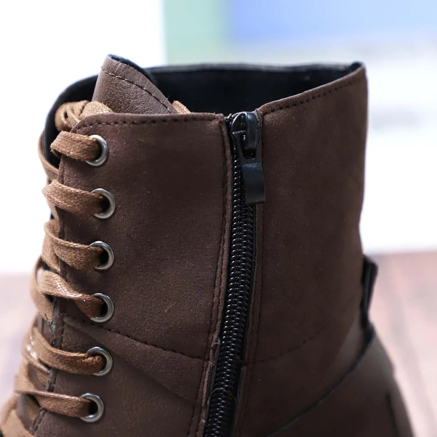 Ankle Boots for Women Leather Combat Boots for Women Fashionable Leather Lace up Pointed Toe Rubber Sole Outdoor Boot