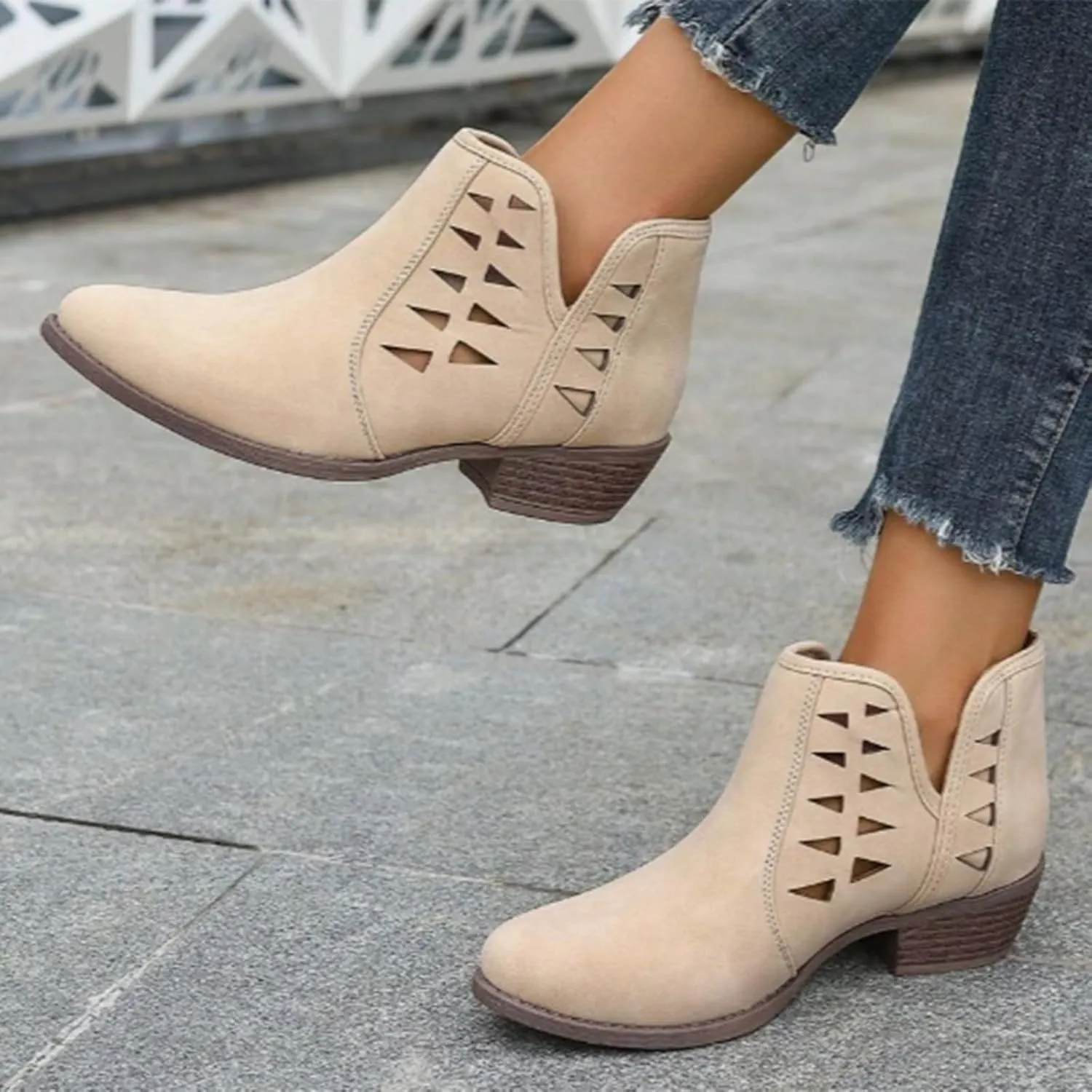 Ankle Boots for Women Low Heel Chunky Heel Boots Casual Fashion Pointed Toe Chunky Heels V Cut Comfy Boots for Women