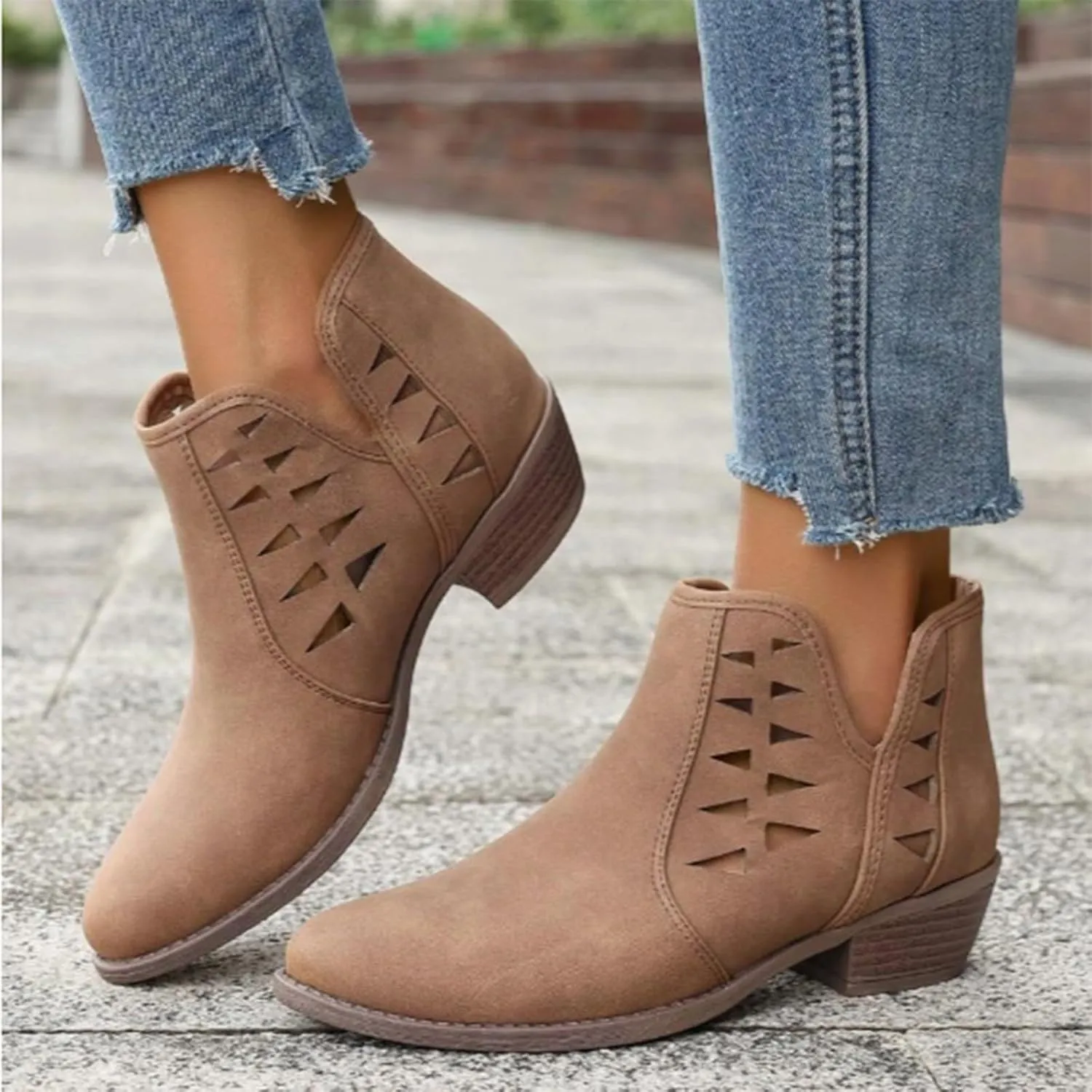 Ankle Boots for Women Low Heel Chunky Heel Boots Casual Fashion Pointed Toe Chunky Heels V Cut Comfy Boots for Women