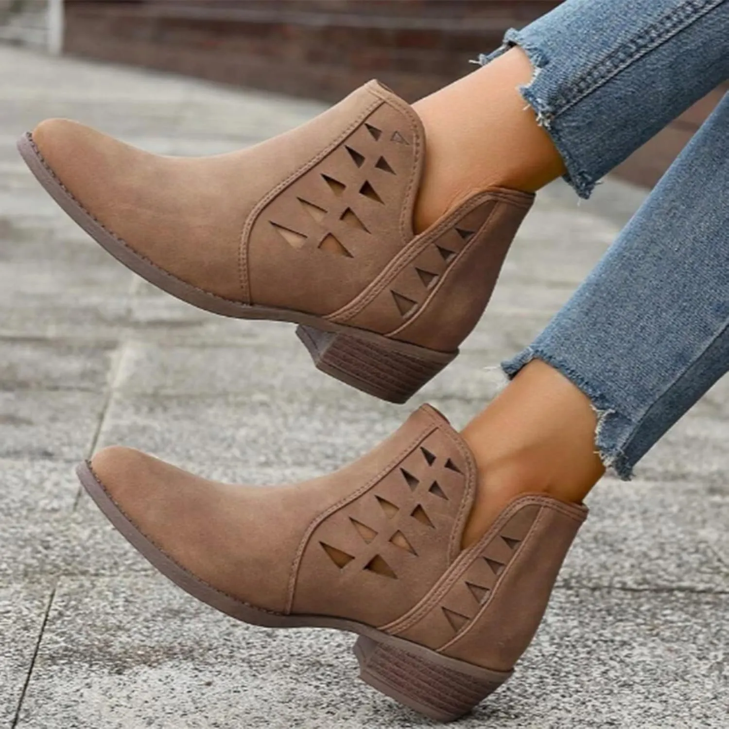 Ankle Boots for Women Low Heel Chunky Heel Boots Casual Fashion Pointed Toe Chunky Heels V Cut Comfy Boots for Women