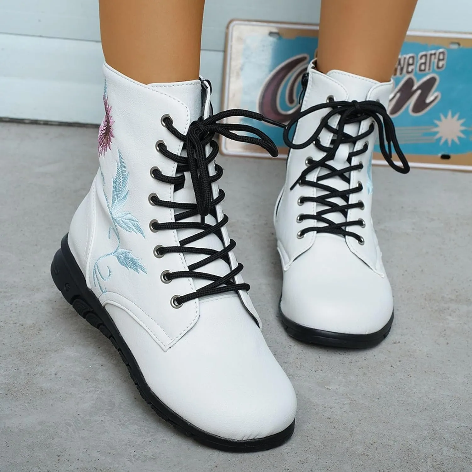 Boots for Women Flat Ankle Booties Casual Round Toe Combat Boot Floral Embroidered Lace Up with Side Zipper