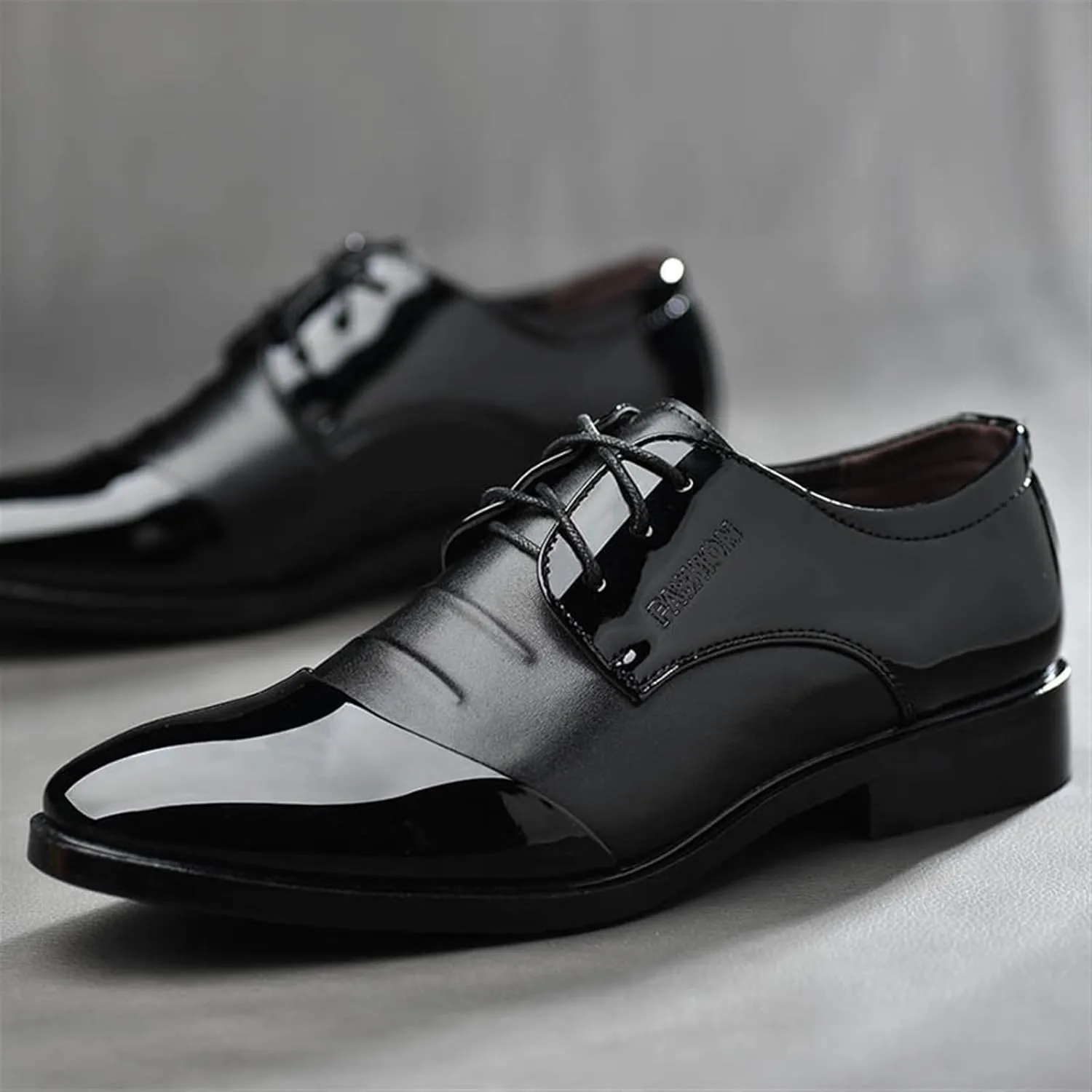 Dress Shoes for Men Men's Leather Casual Loafers Stylish Business Formal Shoes for Weddings and Everyday Wear