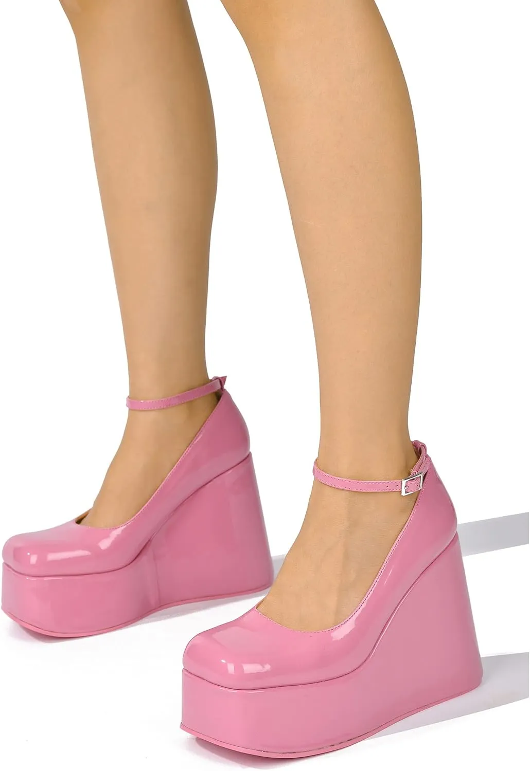 Jenny Closed Round Toe Platforms (Jenny)