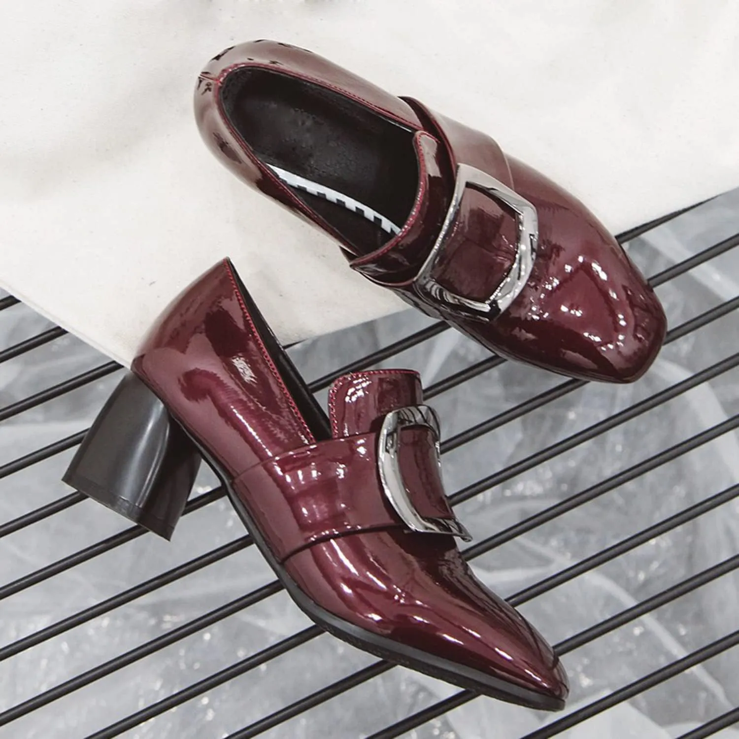 LEHOOR Women Buckle Loafers Pumps Mid Chunky Heel Round Closed Toe Oxford Loafer Pumps Patent 2 Inch Block Heel Dress Shoes Comfort Slip On Penny Loafer Heels Office Party Party 4-11 M US