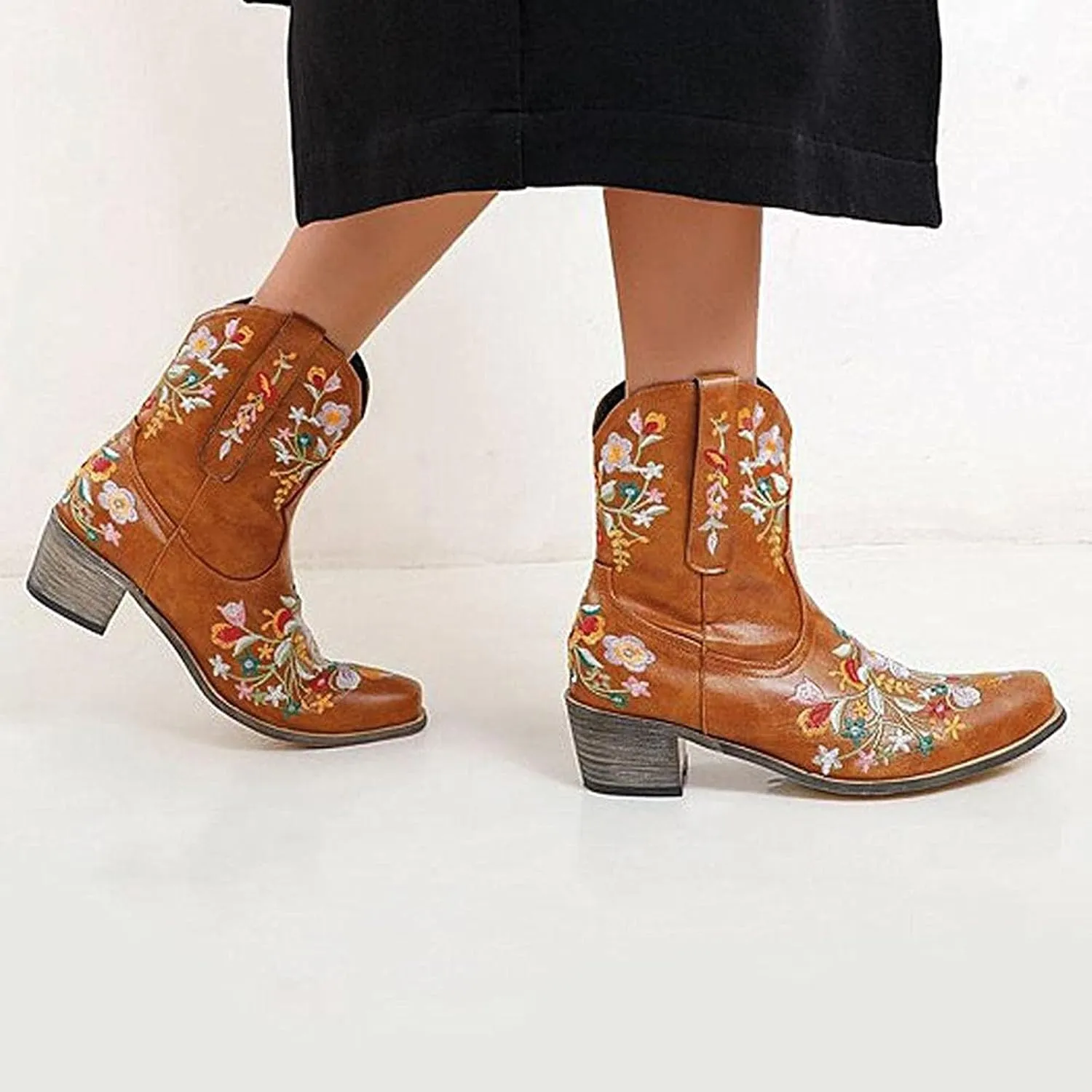 Wide Calf Cowboy Boots Cowgirl Booties for Women Embroidered Chunky Heel Pointed Toe Western Boots Pull On Boots