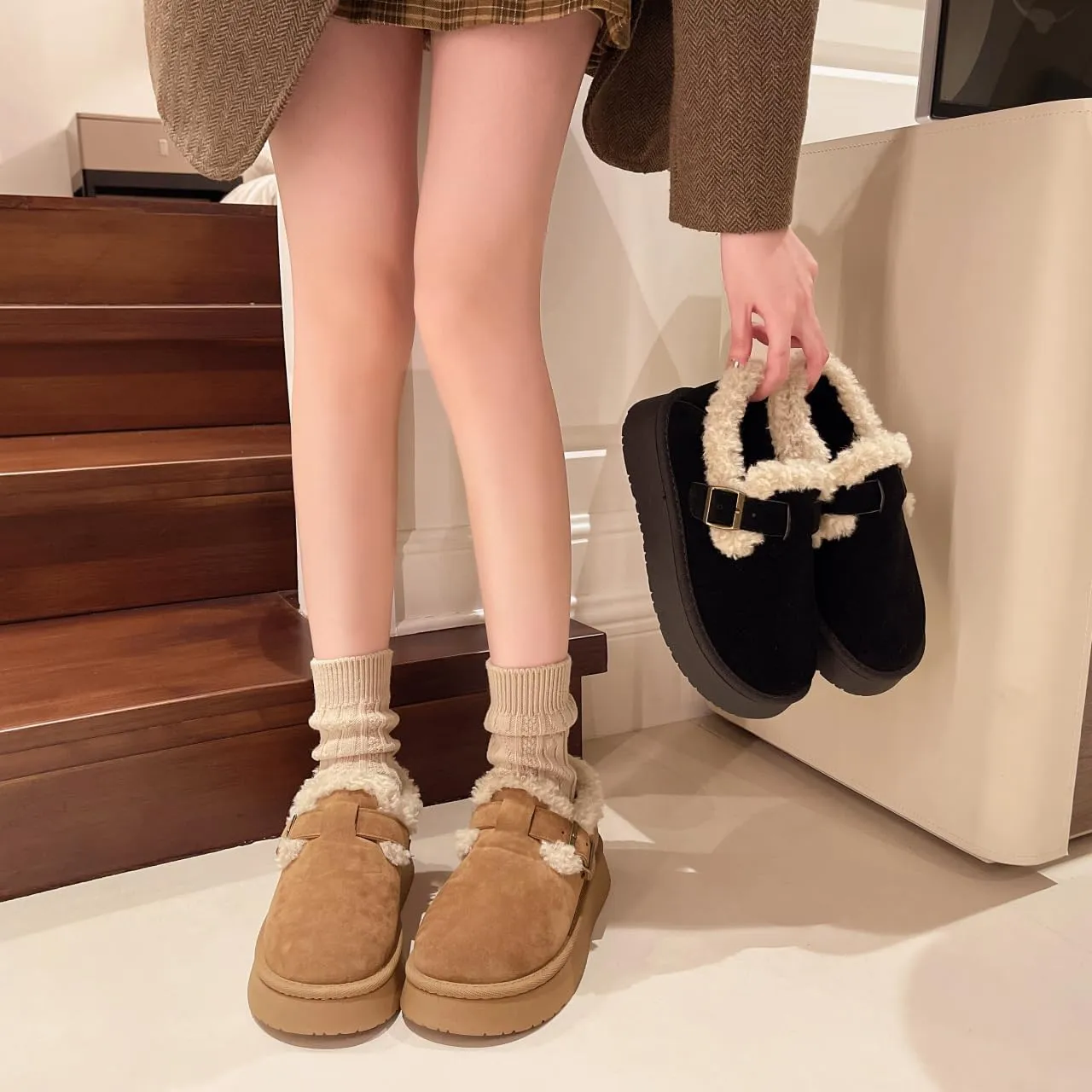 Women's Platform Snow Boots Buckle Warm Fuzzy Ankle Booties Slip on Comfy Fur Lined Winter Shoes Fashion for Indoor Outdoor