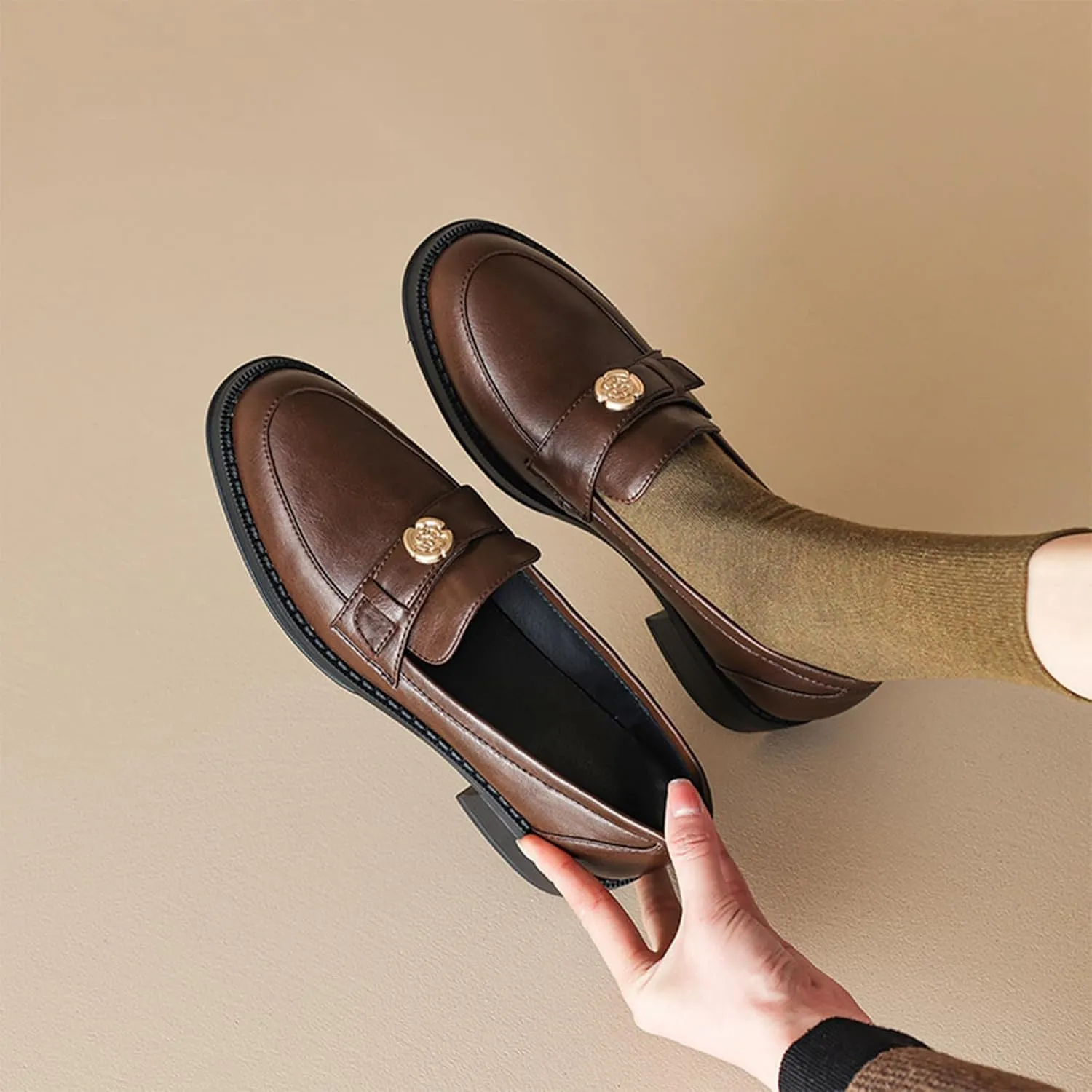 Women's Slip-on Loafers with Chunky Heel, Spring/Autumn Pointed Toe Shoes, Comfy Mary Janes with Tea Flower Pattern - Black