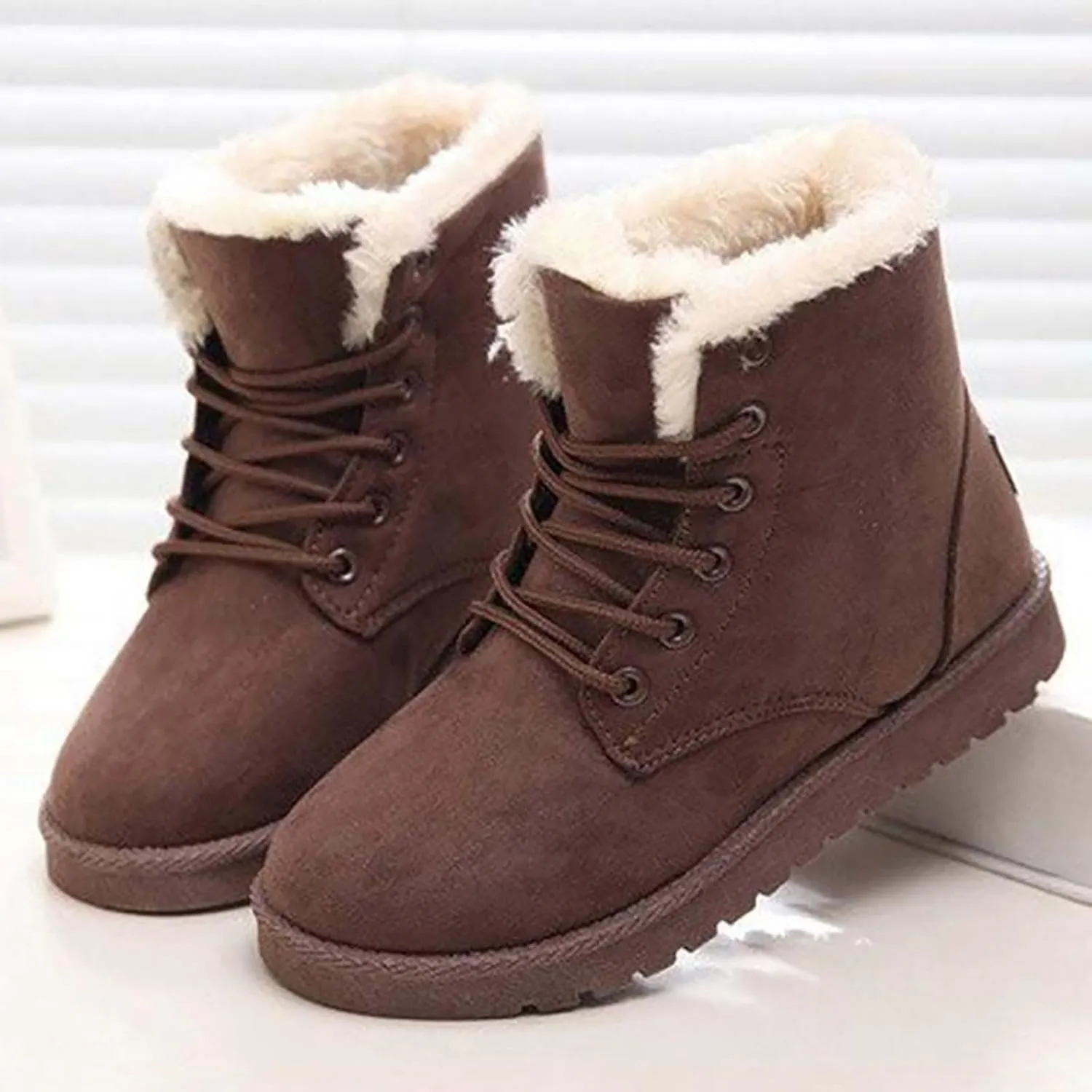 Womens Winter Snow Boots Cotton Warm Fur Snow Winter Lace Up Flat Cute Comfortable Ankle Platform Boots