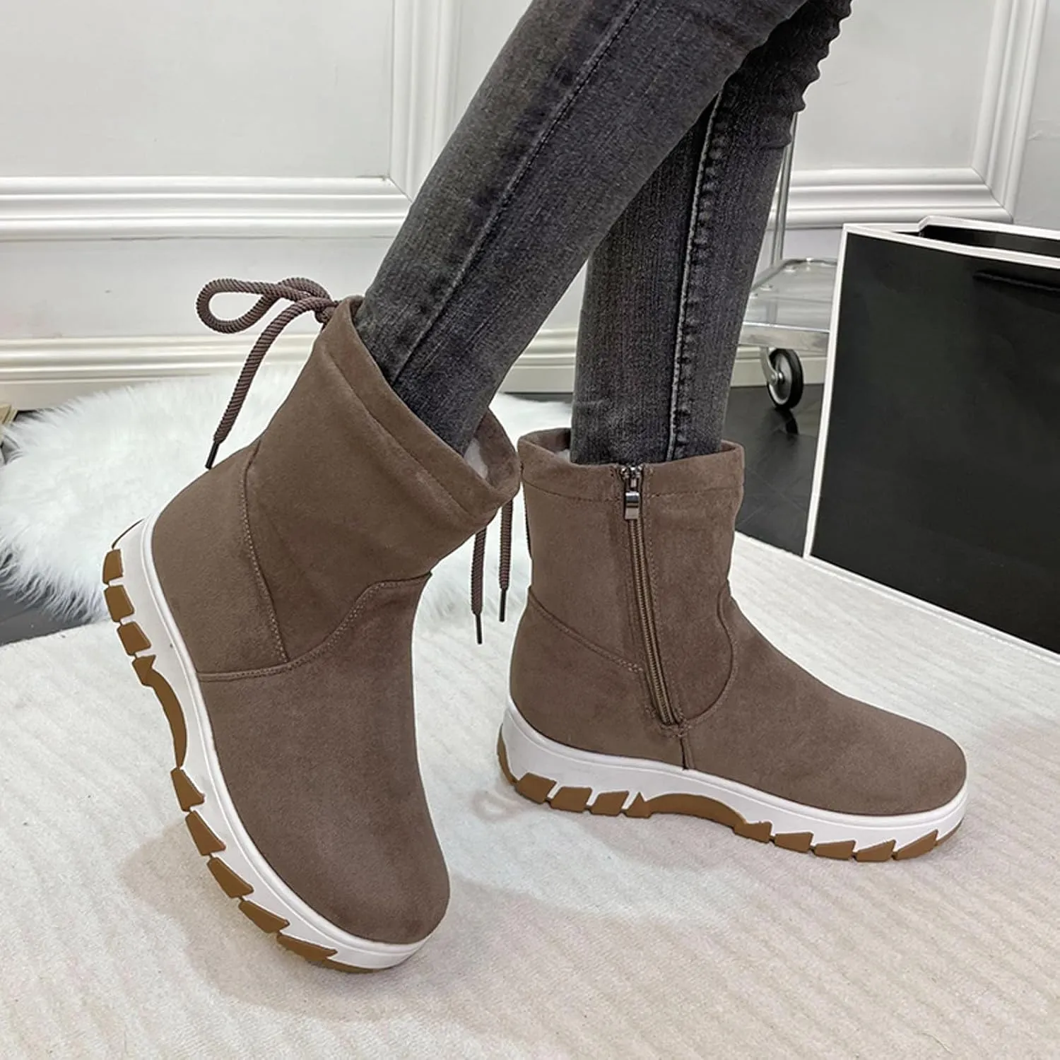 Womens Winter Snow Boots Cute Round Toe Warm Fur Lined Snow Booties Zip Up Waterproof Flock Comfy Winter Booties